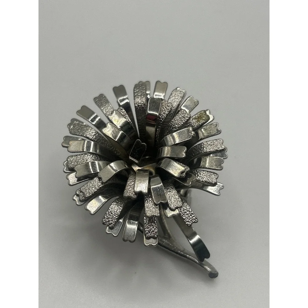 Vintage Silver Tone Flower Brooch Layered Textured Petal Costume Jewelry‎